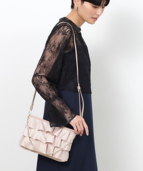 OPAQUE.CLIP(オペークドットクリップ)の「◆【2WAY】フリルティアードバッグ(クラッチバッグ・レディース・ブラック/ベージュ・00)」の13枚目の写真