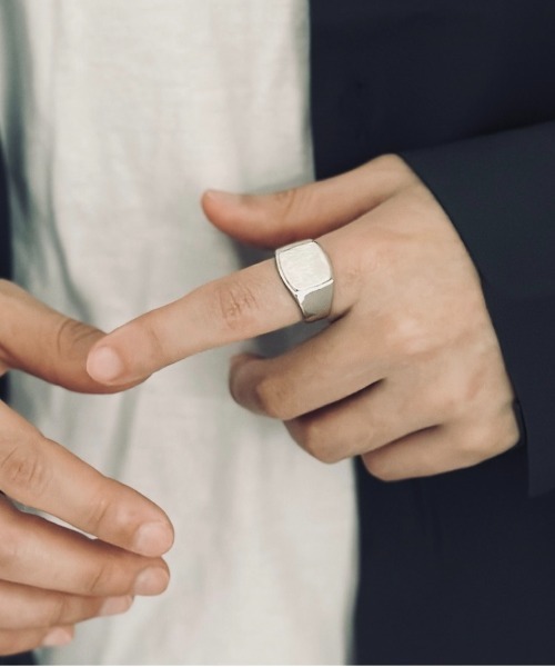 Burner（バーナー）の「【OKUOKU　0909】　シルバープレーティング　デザインリング　フリーサイズ　 / chi-ring-g2（リング・メンズ・C/D/E/F/S/T/U/V/W/A/H/J/O/Q/B/G/I/P/R/K/L/M/N/ヘザーグレー/その他/その他1/X/Y/Z/その他2/シルバー・FREE）」の11枚目の写真