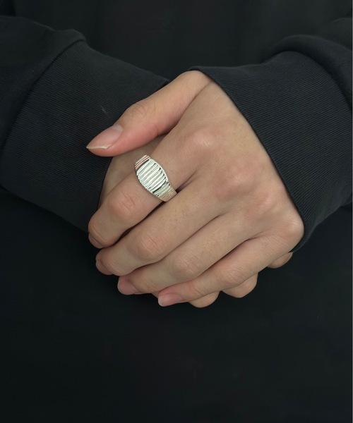 Burner（バーナー）の「【OKUOKU　0909】　シルバープレーティング　デザインリング　フリーサイズ　 / chi-ring-g2（リング・メンズ・C/D/E/F/S/T/U/V/W/A/H/J/O/Q/B/G/I/P/R/K/L/M/N/ヘザーグレー/その他/その他1/X/Y/Z/その他2/シルバー・FREE）」の21枚目の写真