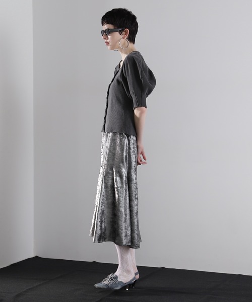 mici(ミチ)の「(mici)ボリュームスリーブワッフルトップス(Tシャツ/カットソー・レディース・ブラック/ワインレッド/イエロー・FREE)」の5枚目の写真