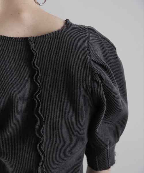 mici(ミチ)の「(mici)ボリュームスリーブワッフルトップス(Tシャツ/カットソー・レディース・ブラック/ワインレッド/イエロー・FREE)」の10枚目の写真