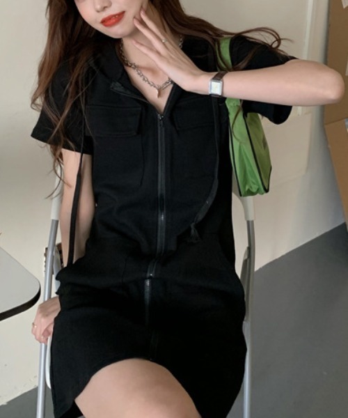 Mela(メラ)の「ZIP MINI OP(ワンピース・レディース・ブラック/グレー/ホワイト・M/L/S)」の19枚目の写真