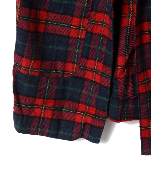 CIAOPANIC TYPY（チャオパニックティピー）の「チェックシャツガウン（Tシャツ/カットソー・キッズ・レッド/グリーン・105/135/115/125/95）」の6枚目の写真