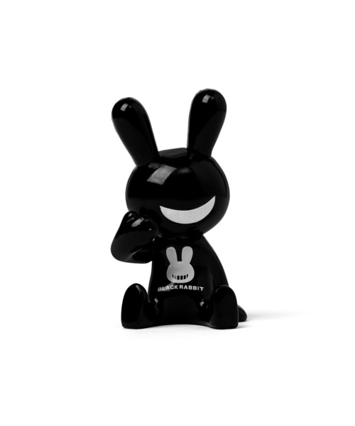 ZOZOSPOT（ゾゾスポット）の「BLACK RABBiT × ZOZOTOWN BLACK
