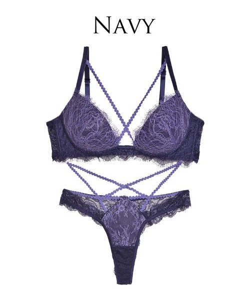 専用❤️パールレース❤️上下セット❤️全6色❤️人気のバックレース❤️珍しいカラー❤️ tu-hacci（ツーハッチ）の「フルールレースハートバックオープン