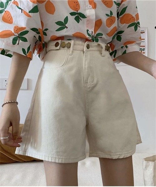 Dream garden(ドリームガーデン)の「デニムショートパンツ(デニムパンツ・レディース・ブルー/アイボリー・S/M/XL/2XL/L/3XL)」の1枚目の写真