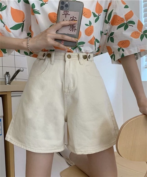 Dream garden(ドリームガーデン)の「デニムショートパンツ(デニムパンツ・レディース・ブルー/アイボリー・S/M/XL/2XL/L/3XL)」の13枚目の写真