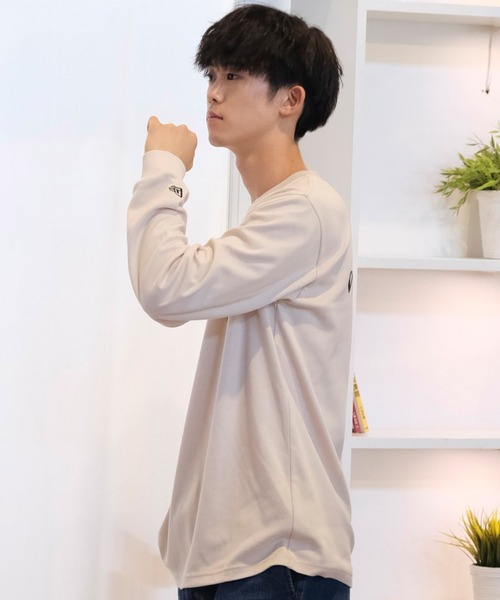 NEW ERA(ニューエラ)の「NEW ERA/ニューエラ ロンT オーバーサイズ バックプリント 吸汗速乾 14324679/14324680/14324681(Tシャツ/カットソー・メンズ・アイボリー/ブラック/ホワイト・L/M/XL/2XL)」の21枚目の写真
