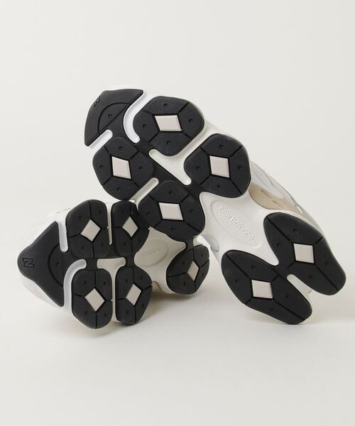 NEW BALANCE(ニューバランス)の「90/60(スニーカー・レディース・ブラック/オフホワイト・22.5cm/23.0cm/23.5cm/24.0cm/24.5cm/25.0cm/25.5cm/26.0cm/26.5cm/27.0cm/27.5cm/28.0cm/28.5cm/29.0cm/30.0cm)」の5枚目の写真