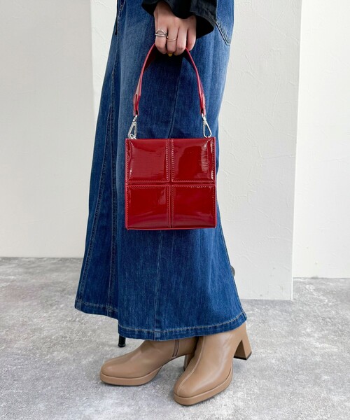 fredy emue(フレディエミュ)の「エナメルボックスパネルショルダー(ショルダーバッグ・レディース・シルバー/ブラック/レッド・FREE)」の8枚目の写真