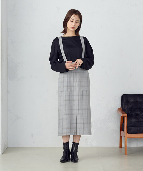 COMME CA ISM(コムサイズム)の「袖デザイン クロップドTシャツ(長袖)(Tシャツ/カットソー・レディース・モカ/ブラック/ホワイト・LARGE/MEDIUM)」の7枚目の写真