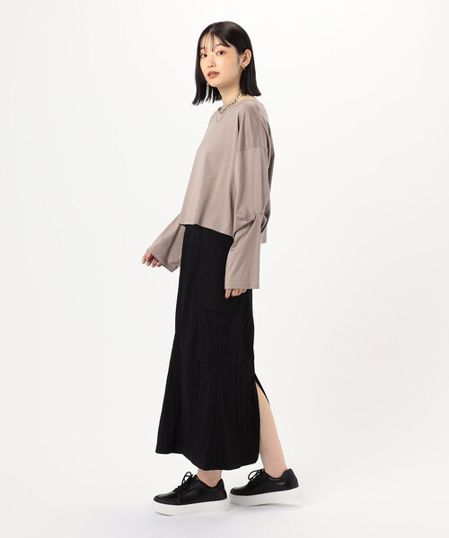 COMME CA ISM(コムサイズム)の「袖デザイン クロップドTシャツ(長袖)(Tシャツ/カットソー・レディース・モカ/ブラック/ホワイト・LARGE/MEDIUM)」の9枚目の写真