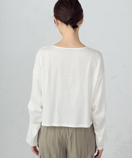 COMME CA ISM(コムサイズム)の「袖デザイン クロップドTシャツ(長袖)(Tシャツ/カットソー・レディース・モカ/ブラック/ホワイト・LARGE/MEDIUM)」の14枚目の写真