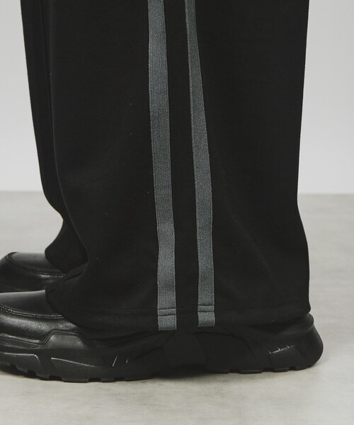 【セール】【Aラインシリーズ】トラックジャージパンツ（セットアップ対応）（その他パンツ）｜tk.TAKEO KIKUCHI（ティーケータケオキクチ）