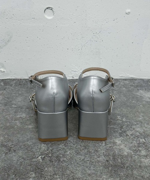 archives（アルシーヴ）の「セパレートパンプス（パンプス・レディース・ブラック/シルバー・MEDIUM/LARGE）」の7枚目の写真