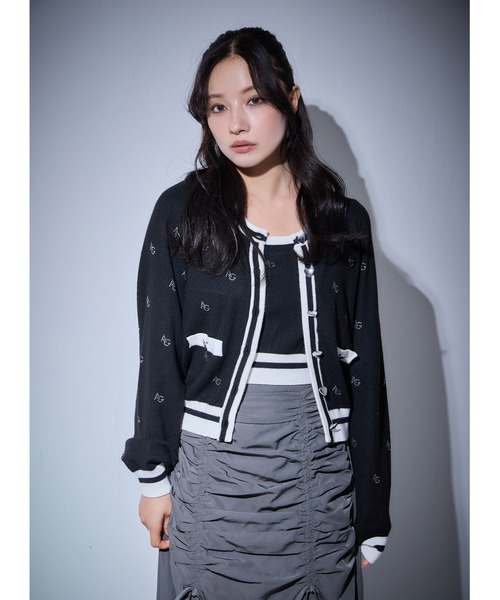 ANDGEEBEE（アンジービー）の「ラインストーンパターンアンサンブルニット（アンサンブル・レディース・アイボリー/ブラック・FREE）」の20枚目の写真