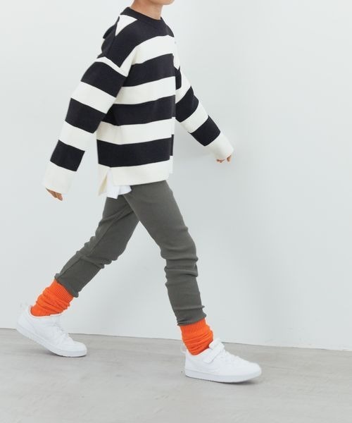 LOWRYS FARM（ローリーズファーム）の「カラーリブレギンス　134397（レギンス/スパッツ・キッズ・カーキ/アイボリー/パープル/ネイビー/ピンク・120cm/110cm/130cm/100cm）」の3枚目の写真