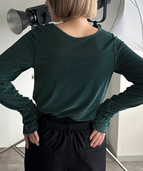 apres jour mignon（アプレジュールミニョン）の「シアーベロアトップス【ZOZOTOWN限定アイテム】（Tシャツ/カットソー・レディース・グリーン/ネイビー/ブラック/アイボリー・X-LARGE/フリー）」の18枚目の写真