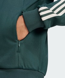 adidas（アディダス）の「FCバイエルン シーズナル トラック