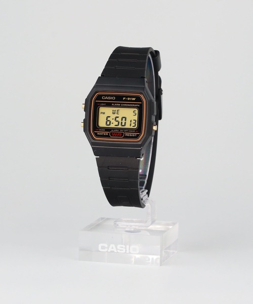 CASIO(カシオ)の「CASIO Collection / F-91WG-9QJH(デジタル腕時計・メンズ・ブラック×ゴールド・FREE)」の2枚目の写真