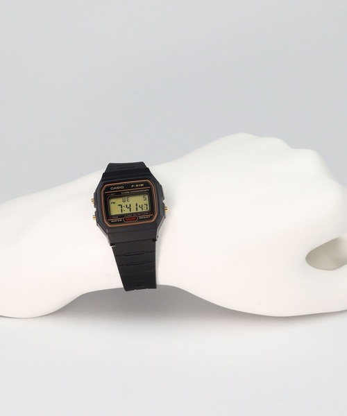 CASIO(カシオ)の「CASIO Collection / F-91WG-9QJH(デジタル腕時計・メンズ・ブラック×ゴールド・FREE)」の8枚目の写真