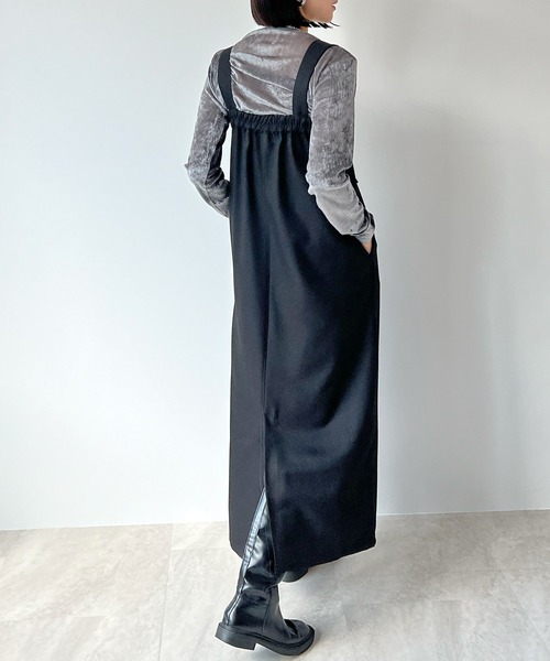 STELLA FISH(ステラフィッシュ)の「Shoulder Belt Jumper Skirt(スカート・レディース・ブラック/ベージュ・FREE)」の11枚目の写真
