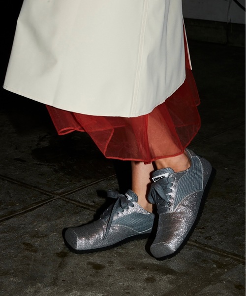 NON TOKYO(ノントーキョー)の「GLITTER SQUARE SNEAKERS(スニーカー・レディース・ブラウン/ブラック/シルバー・23.0cm/24.0cm/25.0cm)」の3枚目の写真