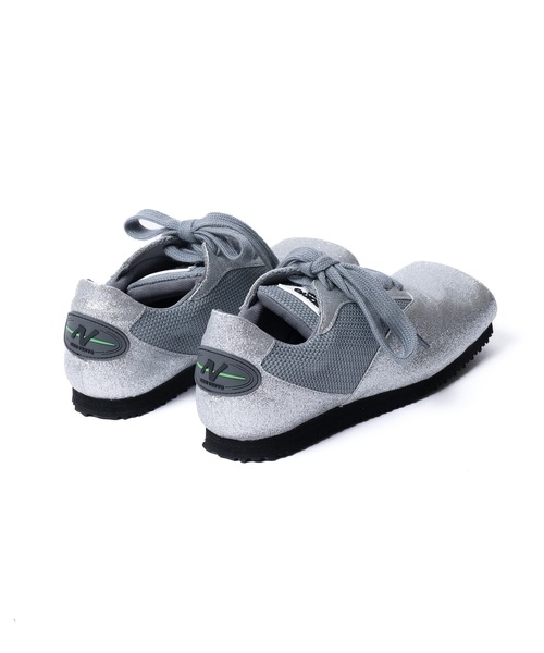 NON TOKYO(ノントーキョー)の「GLITTER SQUARE SNEAKERS(スニーカー・レディース・ブラウン/ブラック/シルバー・23.0cm/24.0cm/25.0cm)」の12枚目の写真