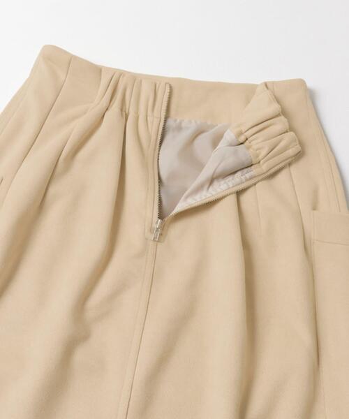 ITEMS URBANRESEARCH（アイテムズ アーバンリサーチ）の「フェイクスエードタイトスカート（スカート・レディース・アイボリー/スミクロ/カーキ/モカ・FREE）」の13枚目の写真