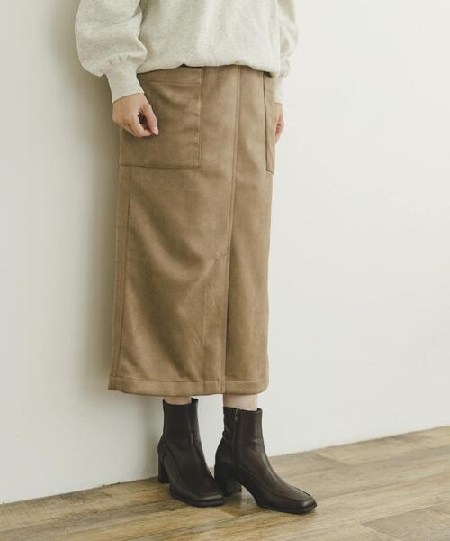 ITEMS URBANRESEARCH（アイテムズ アーバンリサーチ）の「フェイクスエードタイトスカート（スカート・レディース・アイボリー/スミクロ/カーキ/モカ・FREE）」の17枚目の写真