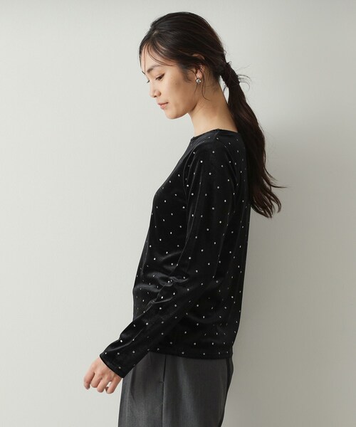 OPAQUE.CLIP（オペークドットクリップ）の「◆《CanCam掲載》ベロアトップス【洗濯機洗い可】（Tシャツ/カットソー・レディース・サンドベージュ/ネイビー/ブラック系・38/40/42）」の17枚目の写真