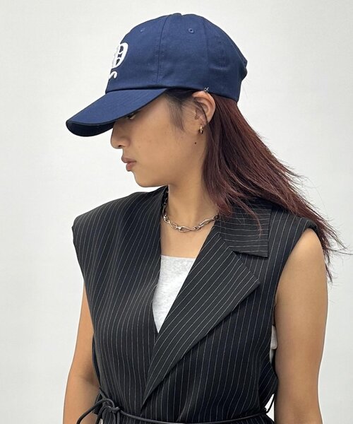 WHO'S WHO gallery（フーズフーギャラリー）の「【SLOPPY/スロッピー】刺繍ロゴキャップ（キャップ・レディース・ブラウン/ネイビー/グレイッシュベージュ/サックスブルー/レッド/ブラック系その他/カーキ/ブラウン系その他・FREE）」の15枚目の写真