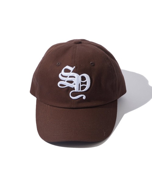 WHO'S WHO gallery（フーズフーギャラリー）の「【SLOPPY/スロッピー】刺繍ロゴキャップ（キャップ・レディース・ブラウン/ネイビー/グレイッシュベージュ/サックスブルー/レッド/ブラック系その他/カーキ/ブラウン系その他・FREE）」の2枚目の写真