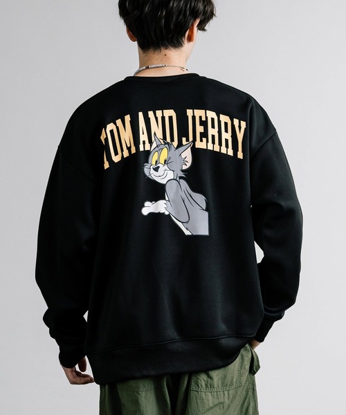 Tom＆Jerry（トムアンドジェリー）の「新色追加 TOM＆JERRY トムとジェリー オーバーサイズ裏起毛トレーナー（スウェット・メンズ・グリーン/ベージュ系/グリーン系/グレー系1/オートミール/ベージュ/チャコール/ネイビー/ブラック系/ブラック/グレイッシュベージュ/杢グレー/チャコールグレー/グレー/グレー系/ベージュ系1/ダークアッシュ/ネイビー系/グリーン系1/サンドグレー/ブラック系1/ベージュ系2/グレー系3/グレー系2・M/L/XL）」の3枚目の写真