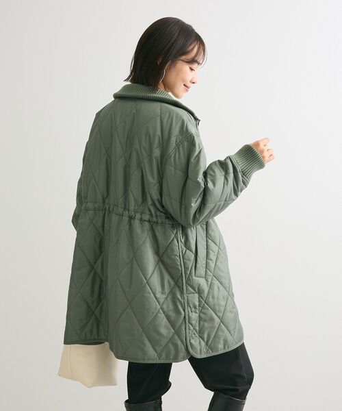 Green Parks（グリーンパークス）の「リブスタンドキルティングコート