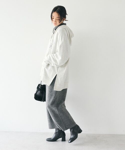 CRAFT STANDARD BOUTIQUE(クラフトスタンダードブティック)の「BIGハーフジップワンポイント刺繍ロゴパーカー(パーカー・レディース・ホワイト系その他/マスタード/ブラック/カーキ・FREE)」の20枚目の写真