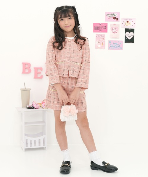 Bee des Bee(ビーデスビー)の「【セットアップ可能】ツイードノーカラージャケット(ノーカラージャケット・キッズ・ピンク/ブラック/ホワイト・130cm/120cm/110cm/100cm/150cm/140cm)」の16枚目の写真
