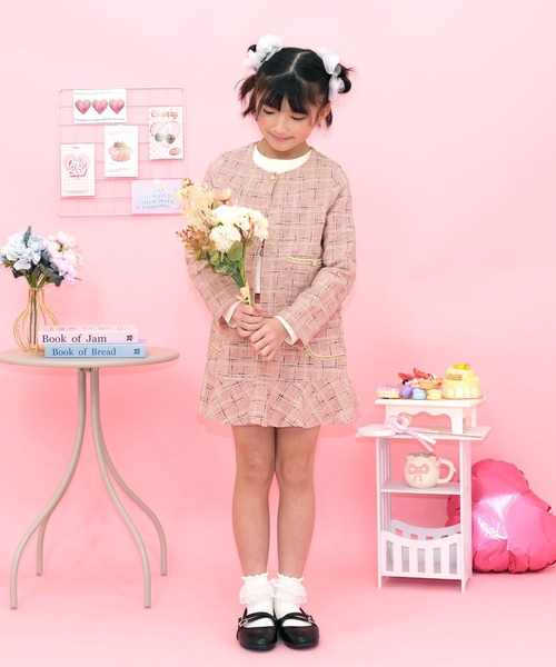 Bee des Bee(ビーデスビー)の「【セットアップ可能】ツイードノーカラージャケット(ノーカラージャケット・キッズ・ピンク/ブラック/ホワイト・130cm/120cm/110cm/100cm/150cm/140cm)」の21枚目の写真