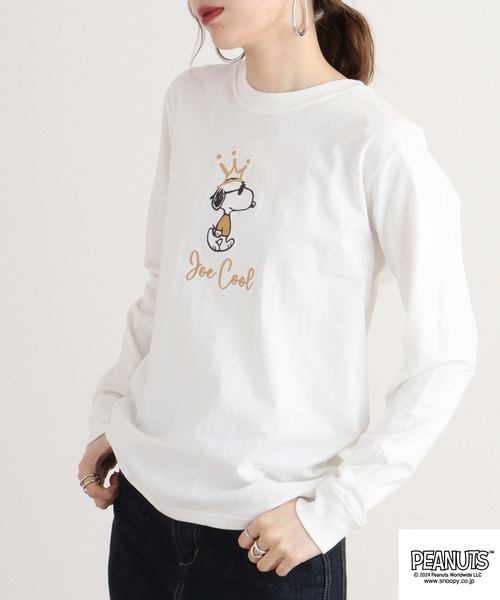 PEANUTS(ピーナッツ)の「PEANUTS ゴールド刺繍Tシャツ(Tシャツ/カットソー・メンズ・オレンジ系/ネイビー/チャコール/ホワイト系/カーキ/オフホワイト・M/L/LL)」の16枚目の写真