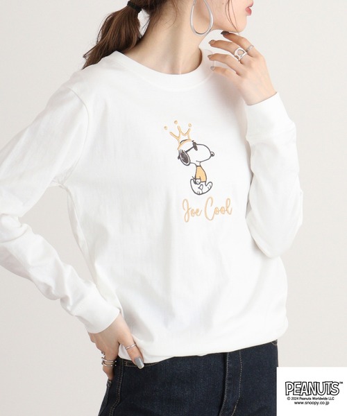 PEANUTS(ピーナッツ)の「PEANUTS ゴールド刺繍Tシャツ(Tシャツ/カットソー・メンズ・オレンジ系/ネイビー/チャコール/ホワイト系/カーキ/オフホワイト・M/L/LL)」の18枚目の写真