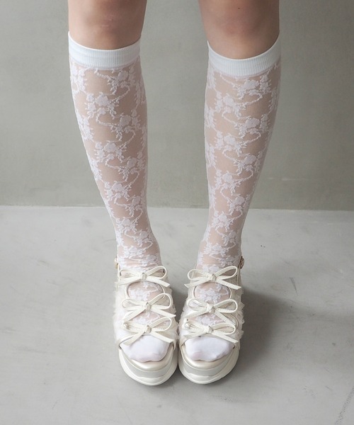 byあしながおじさん（バイアシナガオジサン）の「厚底グリッターリボンサンダル　8990007（サンダル・レディース・ピンク/ブラック/アイボリー/シルバー/ライトブルー/ピンクベージュ/ブラック系その他/オフホワイト・S/M/L/LL）」の10枚目の写真