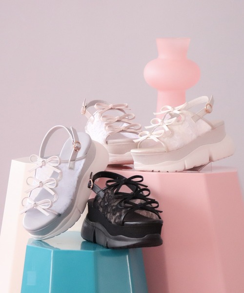 byあしながおじさん（バイアシナガオジサン）の「厚底グリッターリボンサンダル　8990007（サンダル・レディース・ピンク/ブラック/アイボリー/シルバー/ライトブルー/ピンクベージュ/ブラック系その他/オフホワイト・S/M/L/LL）」の9枚目の写真