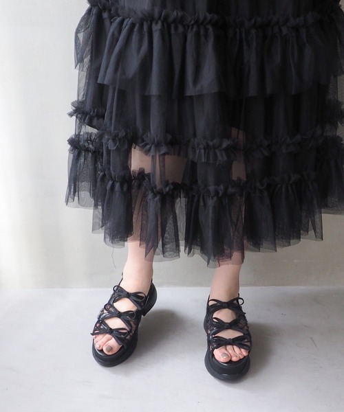 byあしながおじさん（バイアシナガオジサン）の「厚底グリッターリボンサンダル　8990007（サンダル・レディース・ピンク/ブラック/アイボリー/シルバー/ライトブルー/ピンクベージュ/ブラック系その他/オフホワイト・S/M/L/LL）」の19枚目の写真