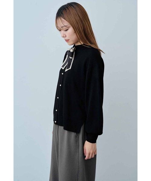 IEDIT（イディット）の「ＩＥＤＩＴ　一枚で上品に着映えるスカーフ付きニットプルオーバー（ニット/セーター・レディース・ブラック/キャメル・M/L/LL/3L/S/4L）」の5枚目の写真