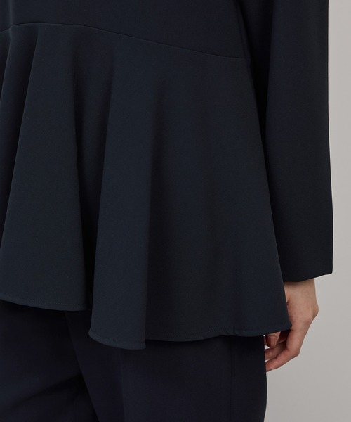 ROPE'（ロペ）の「トリアセダブルクロスペプラムブラウス/イージーケア（シャツ/ブラウス・レディース・ベージュ/ネイビー・36/38）」の17枚目の写真