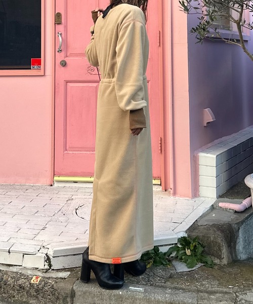 配色フリースボア ハーフZIPロングワンピース（ワンピース）｜mi via