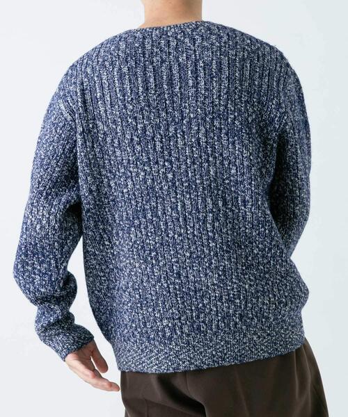URBAN RESEARCH ROSSO MEN(アーバンリサーチロッソメン)の「『WEB限定』『XLサイズあり』スラブリブクルーネックニット(ニット/セーター・メンズ・ブラック/グレー/ネイビー/ブラウン・SMALL/MEDIUM/LARGE/X-LARGE)」の21枚目の写真
