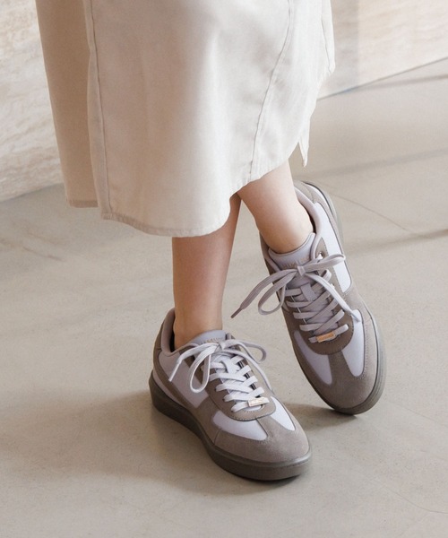 HIMIKO（ヒミコ）の「【HIMIKO】【撥水】スエードコンビコートソールスニーカー/657101（スニーカー・レディース・ブラック/ホワイト/ベージュ/グレー・22.0cm/22.5cm/23.0cm/23.5cm/24.0cm/24.5cm/25.0cm/25.5cm/26.0cm）」の7枚目の写真