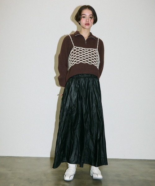 Clum(クルム)の「synthetic leather washer flare skirt / 合成皮革ワッシャーフレアスカート(スカート・レディース・ブラック/ダークブラウン/ワインレッド・FREE)」の13枚目の写真