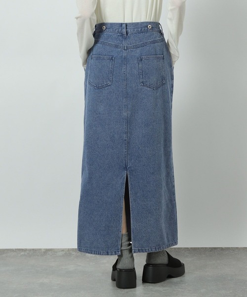 LAKOLE（ラコレ）の「2WAYデニムジャンスカ / 290786（ジャンパースカート・レディース・ブラック/ブルー・MEDIUM/LARGE）」の4枚目の写真